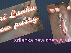 Sri lankan shetyyy building wifey  diabolical buxom give the cold shoulder to a fell